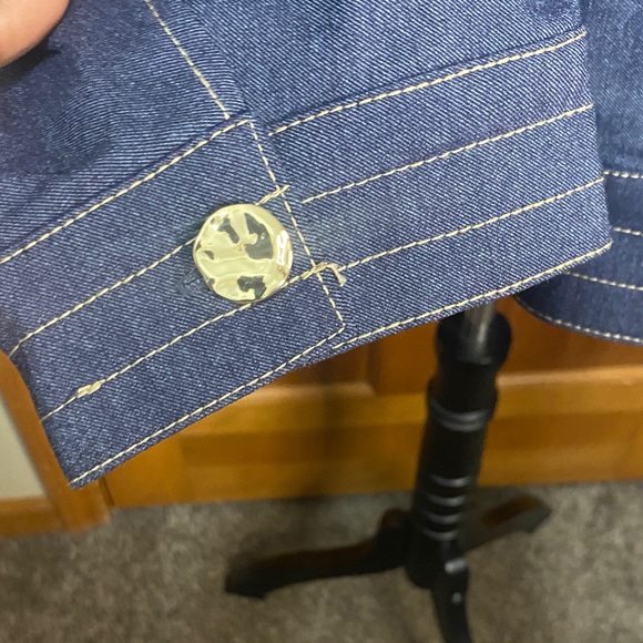 NWT PLUS SIZE DENIM COLLARLESS JACKET - Picture 5 of 7